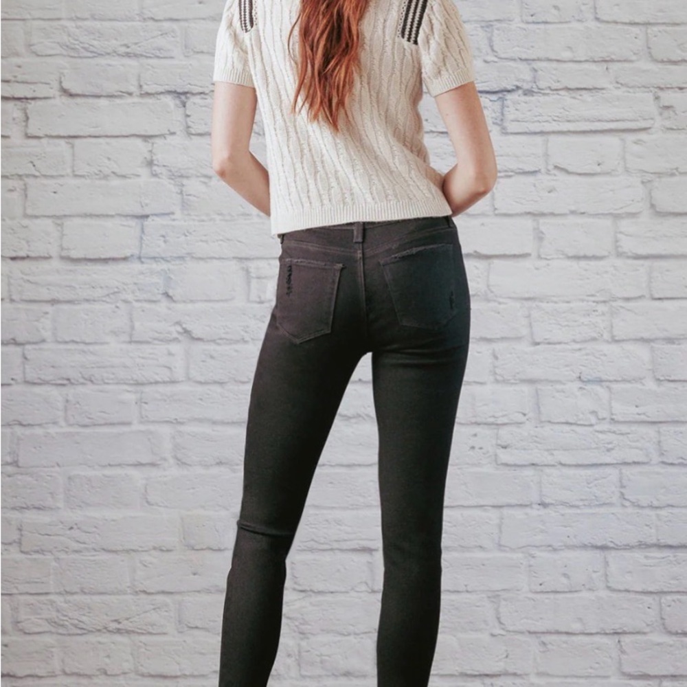Enjean Classic Black Women's Jeans